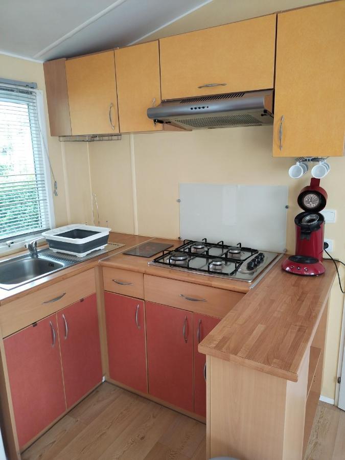 Mobil-Home Coin De Paradis En Cote D'Opale Sur Terrain Prive Et Sa Caravane Hermelinghen Buitenkant foto
